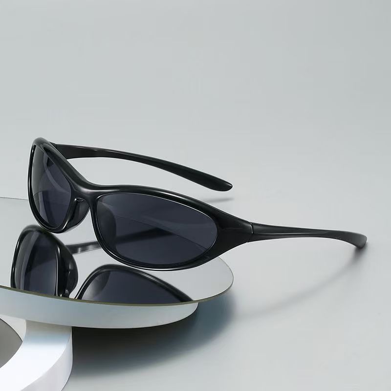 Vintage Fashion Enthusiasts - Y2K Punk Sports Sunglasses for Men